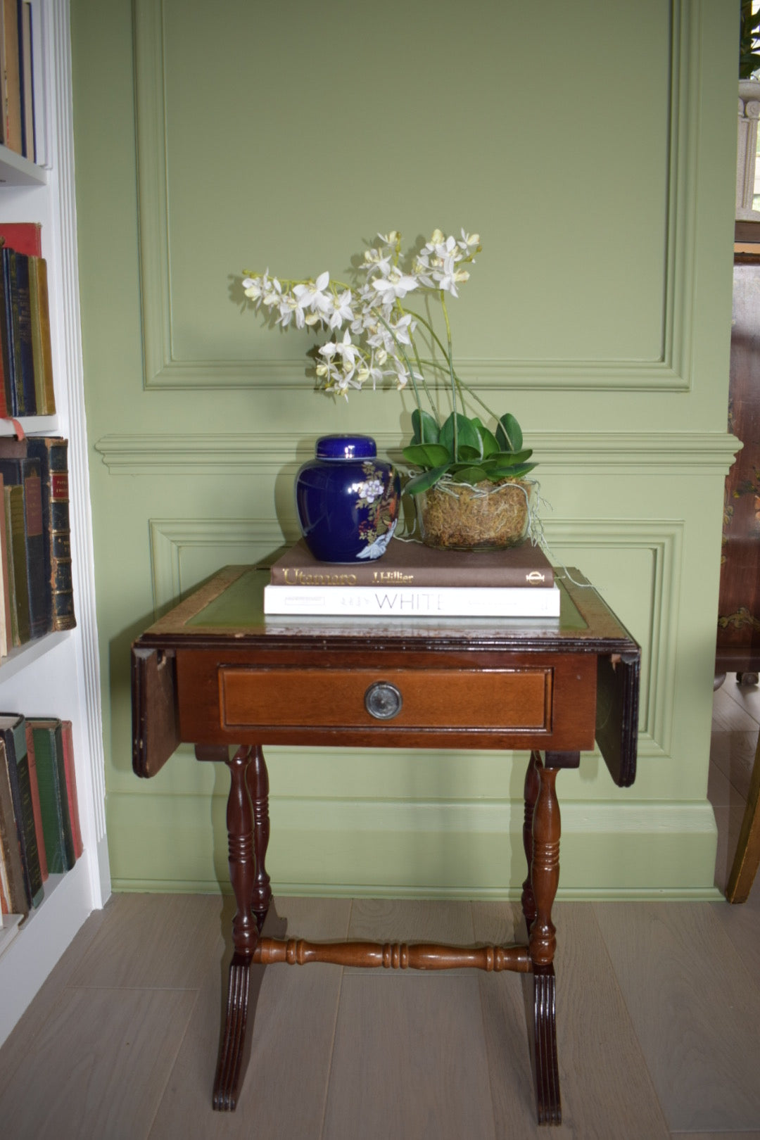 Stunning Flamed Mahogany Bedside Or End Wine Tables With green Leather Top