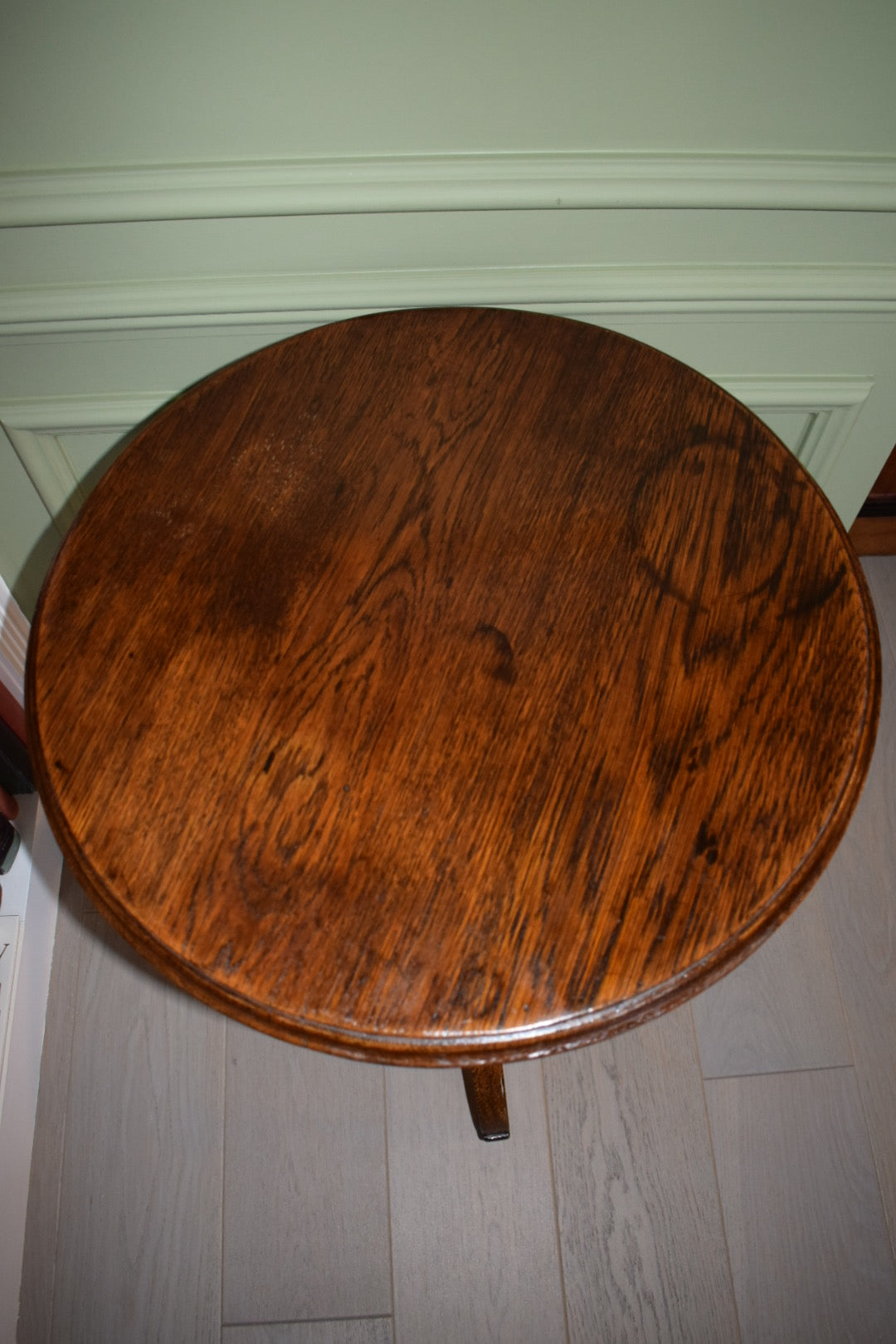 Antique Georgian Oak Pedestal wine top tripod table