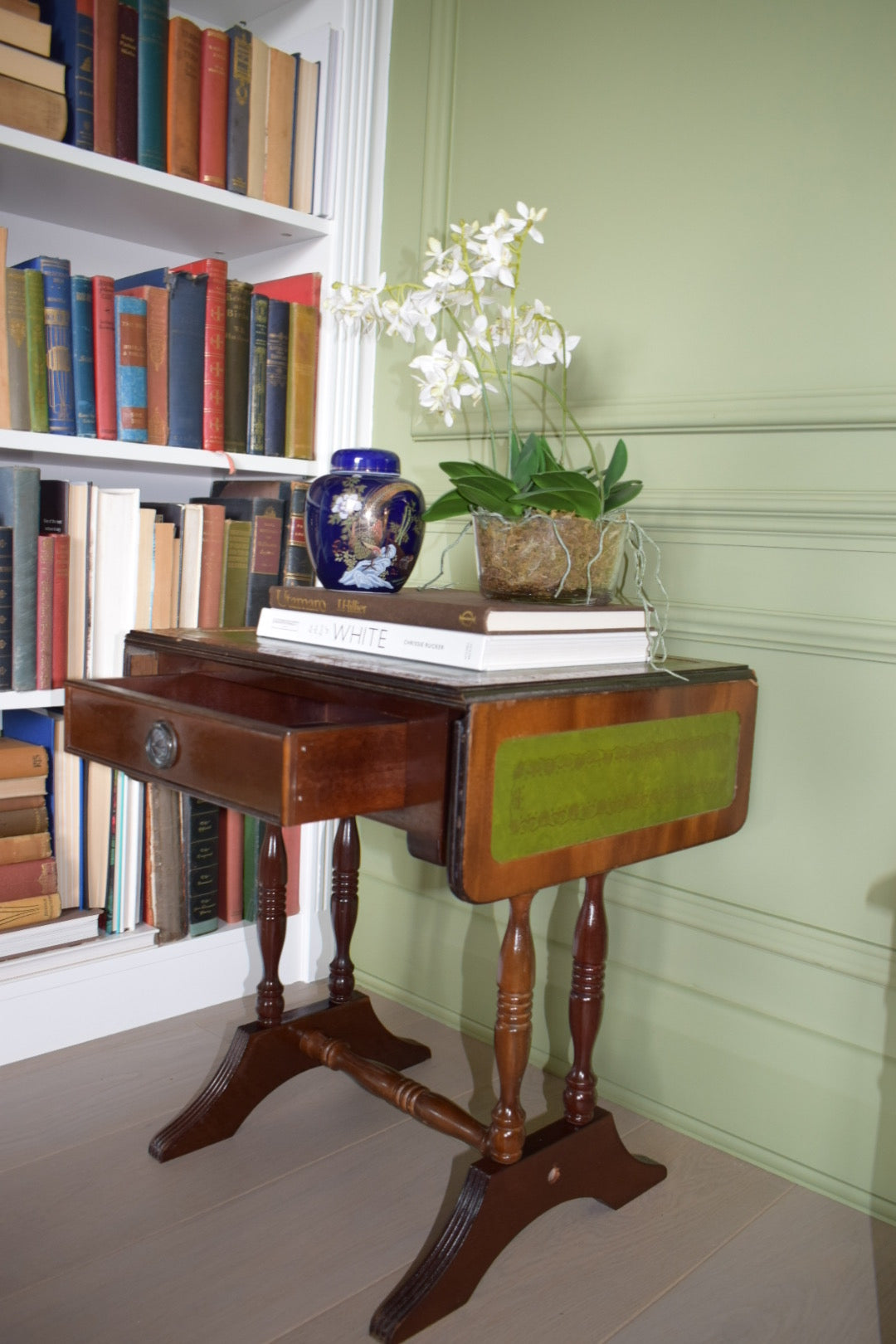 Stunning Flamed Mahogany Bedside Or End Wine Tables With green Leather Top