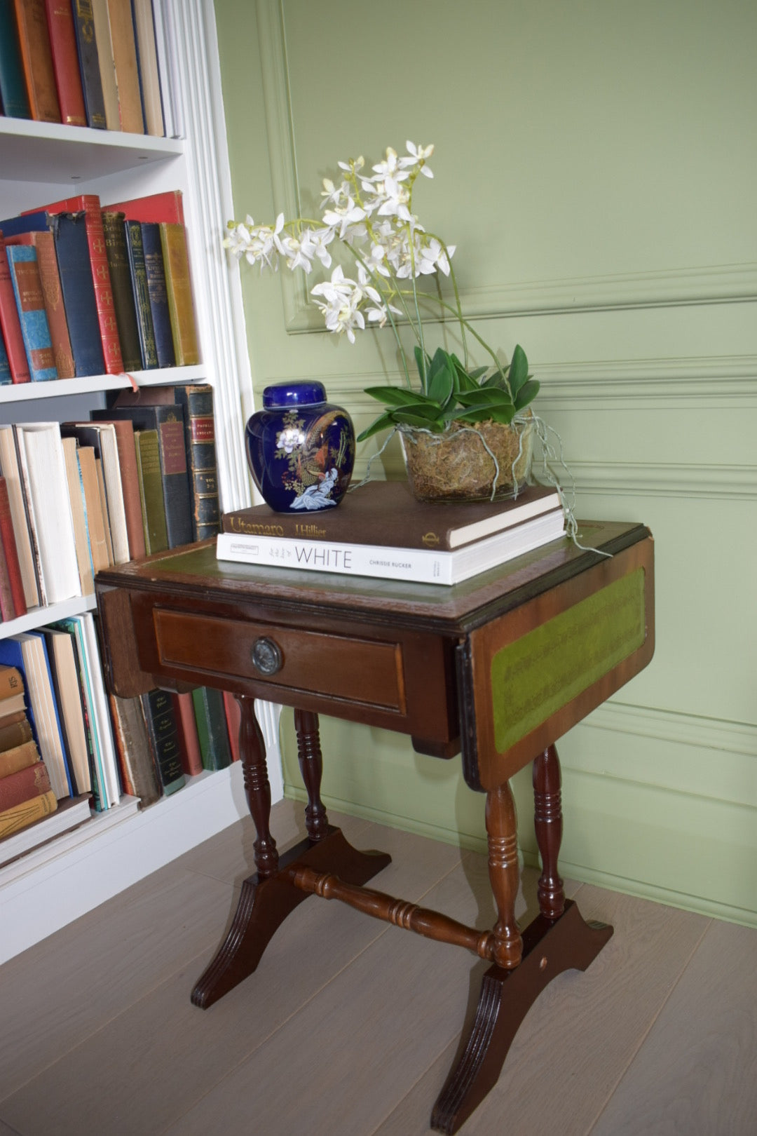 Stunning Flamed Mahogany Bedside Or End Wine Tables With green Leather Top