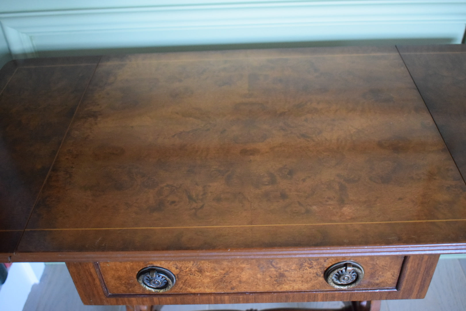 Stunning Burr and Burl Walnut Bedside Or End Wine Lamp Tables Bevan Funnell style With paw castors