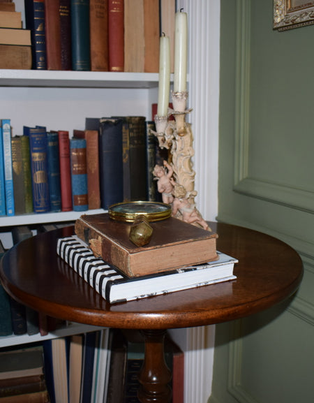 Antique Victorian Mahogany Tilt top tripod Wine table