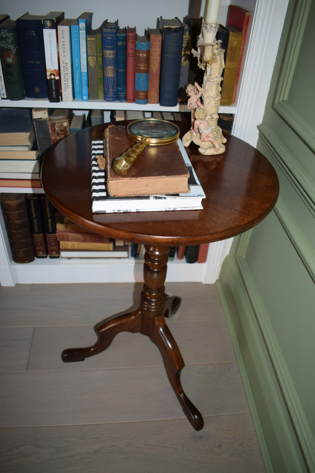 Antique Victorian Mahogany Tilt top tripod Wine table