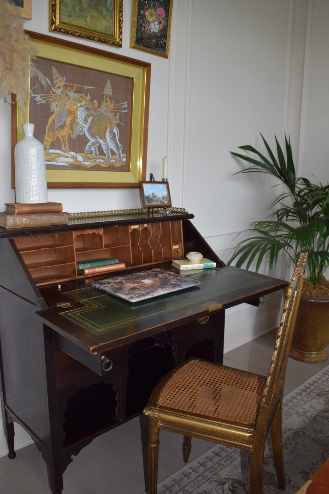 Charming Late 19th Century Edwardian Mahogany bureau with brass gallery rail