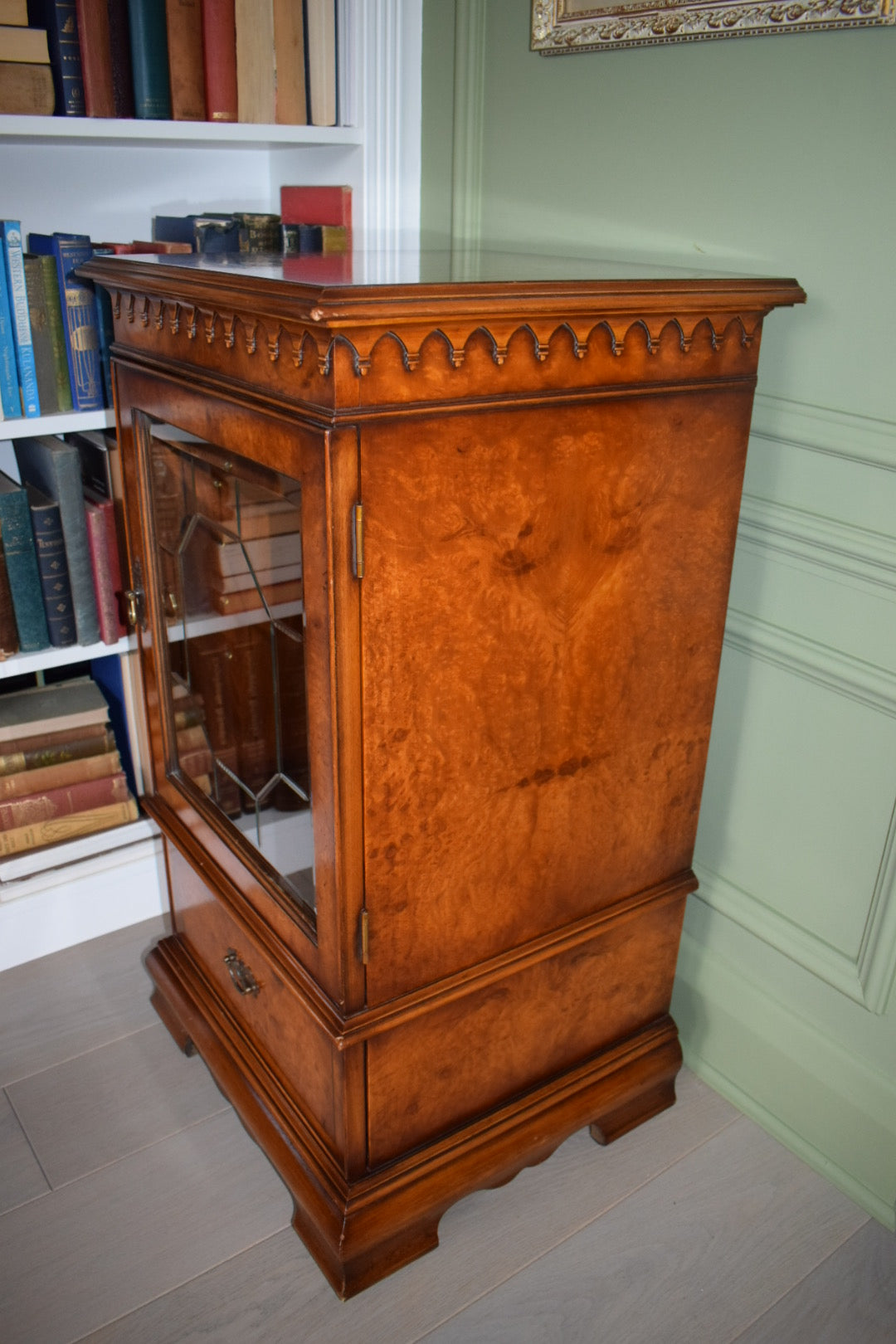 Rare Antique Sheraton Revival Burr Elm & Satinwood Cabinet/ Bar Cart