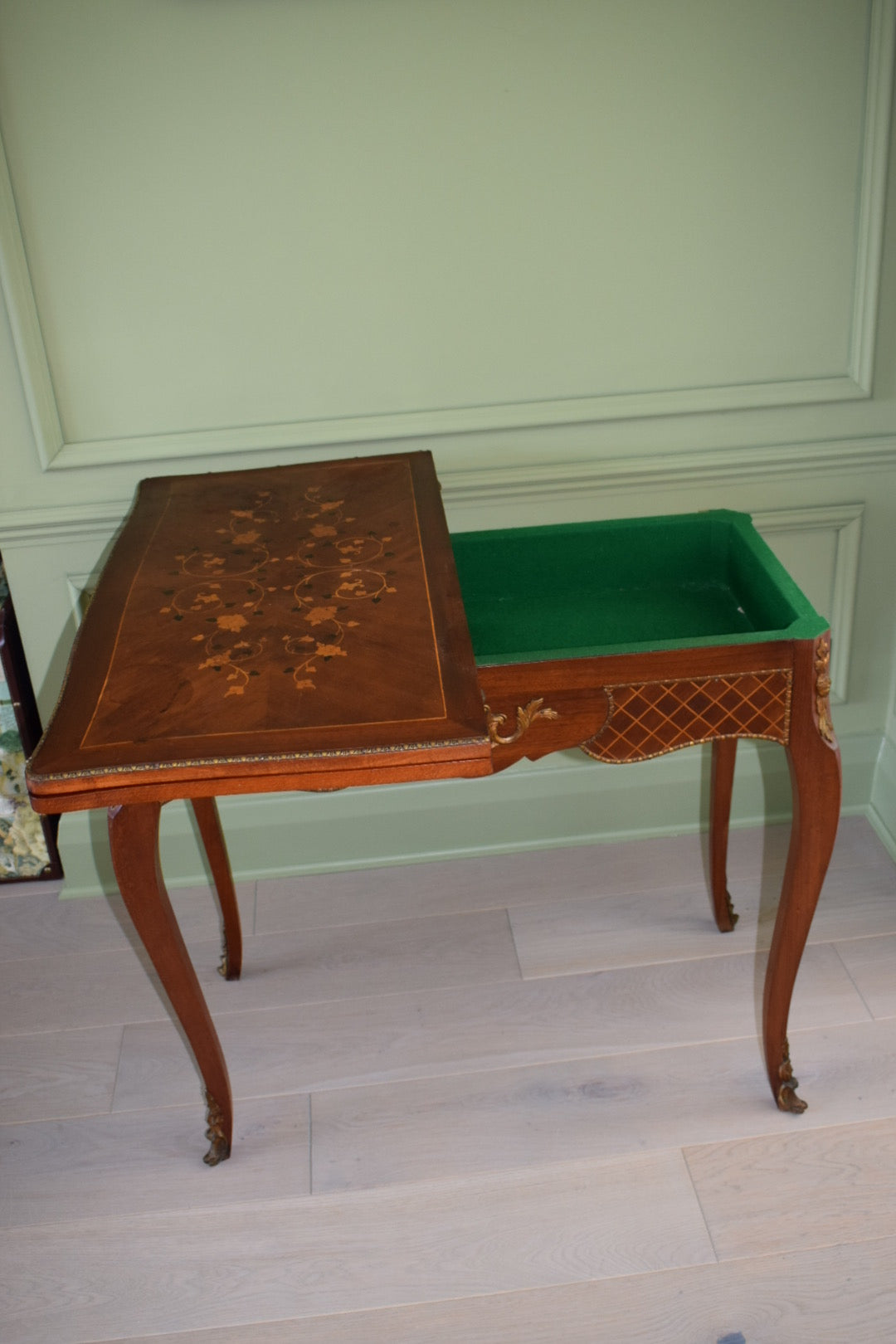 Antique French Inlaid Marquetry Louis XV Flip Top Card Game Table