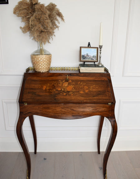 19th Century Antique French Louis XV Bureau de dame