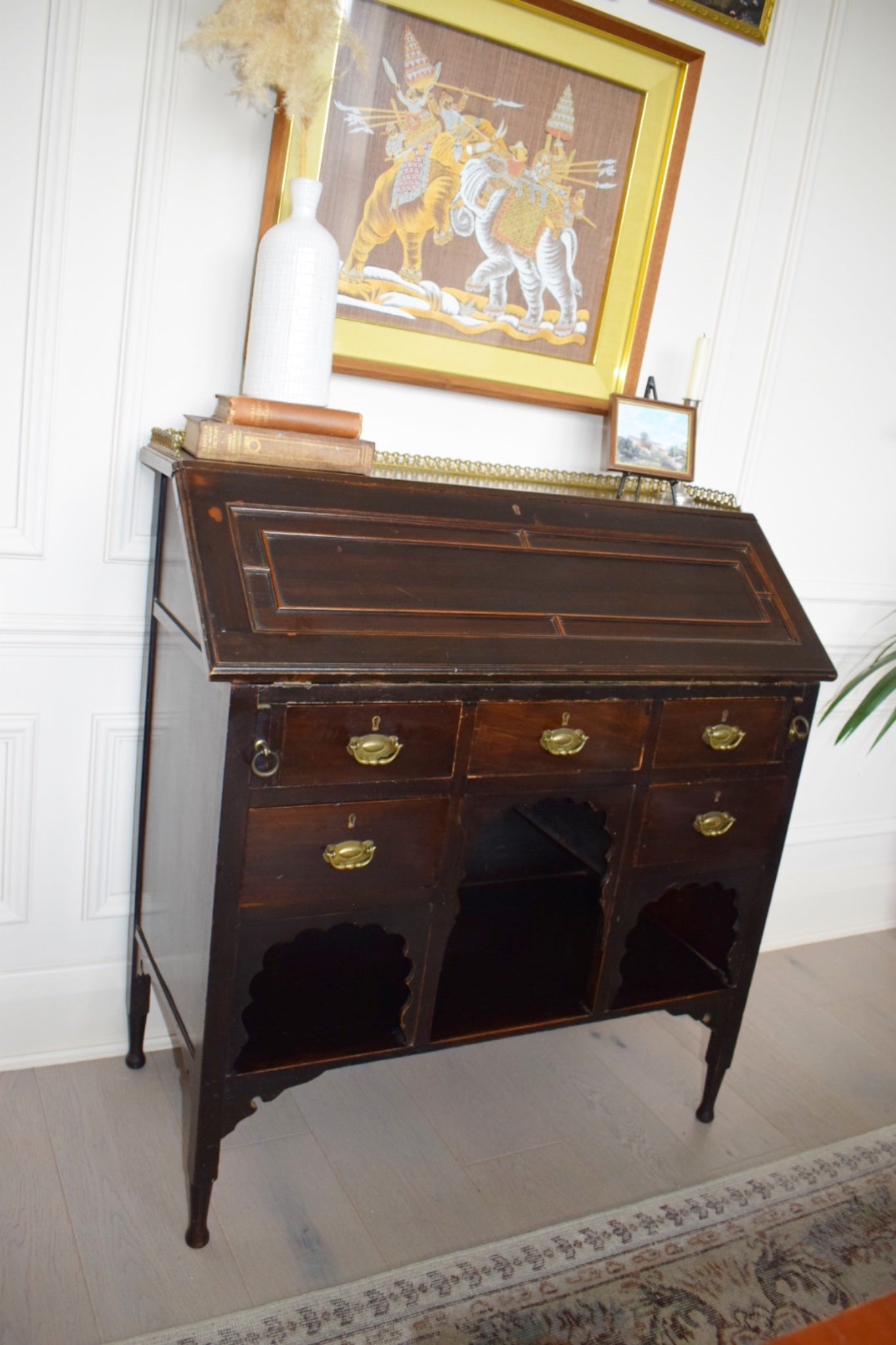 Charming Late 19th Century Edwardian Mahogany bureau with brass gallery rail